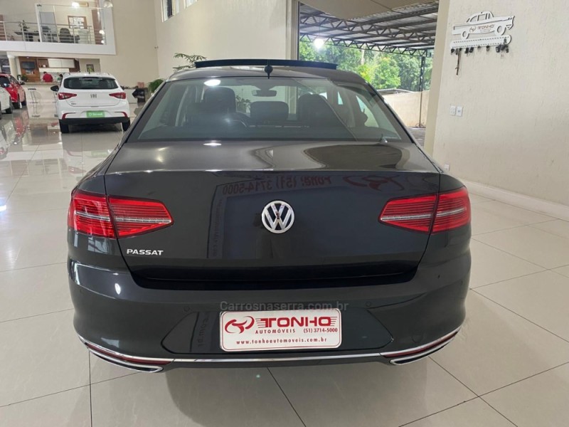 PASSAT 2.0 FSI HIGHLINE 16V TURBO GASOLINA 4P TIPTRONIC - 2019 - LAJEADO