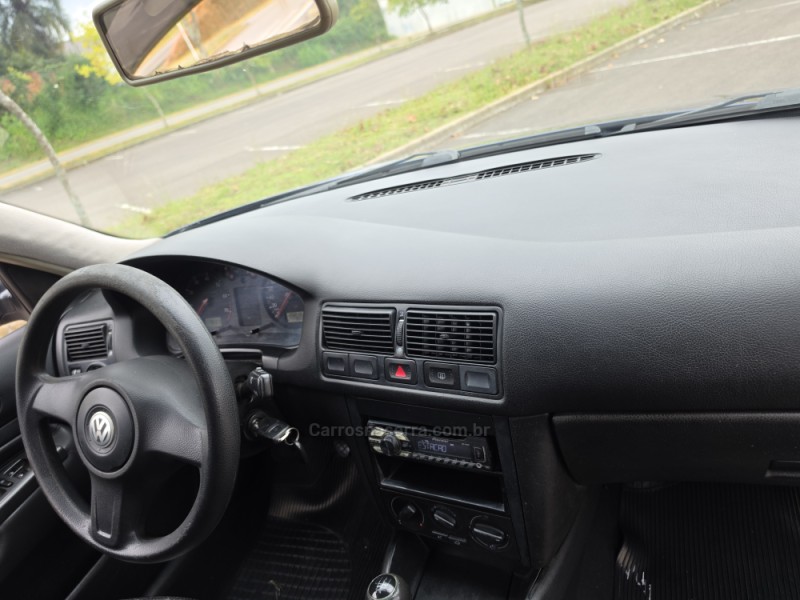 GOLF 1.6 MI 8V FLEX 4P MANUAL - 2003 - BENTO GONçALVES