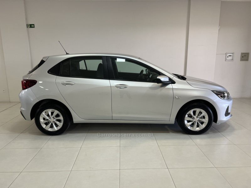 ONIX 1.0 LT 12V TURBO FLEX 4P MANUAL - 2021 - BENTO GONçALVES