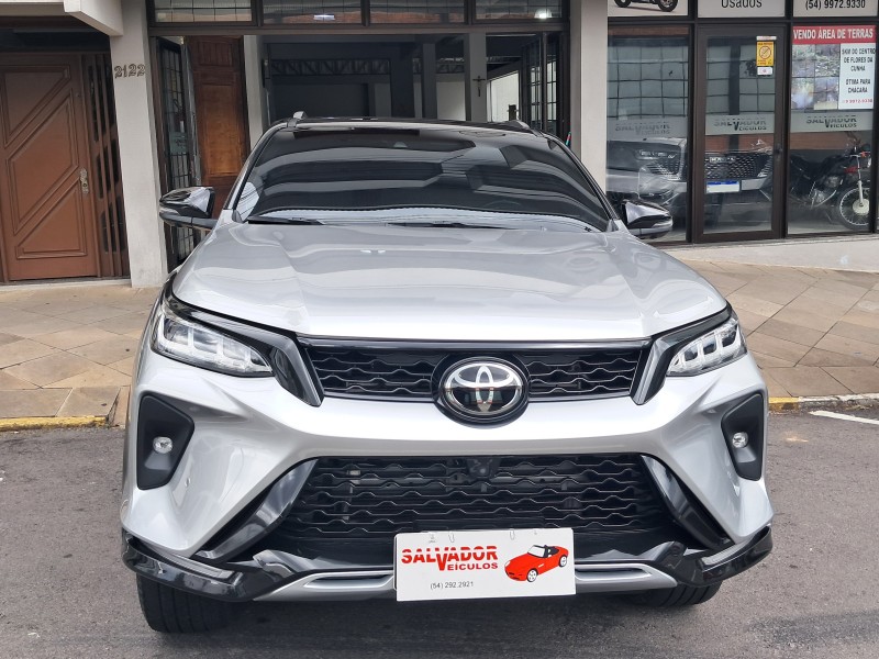 HILUX SW4 2.8 4X4 DIAMOND 16V TURBO DIESEL 4P 7 LUGARES AUTOMATICO - 2022 - FLORES DA CUNHA