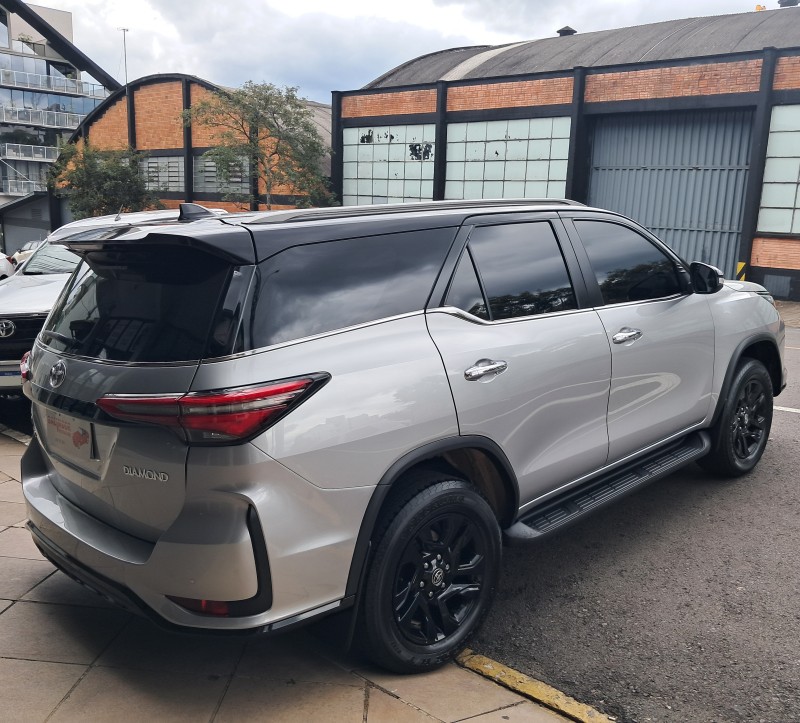 HILUX SW4 2.8 4X4 DIAMOND 16V TURBO DIESEL 4P 7 LUGARES AUTOMATICO - 2022 - FLORES DA CUNHA