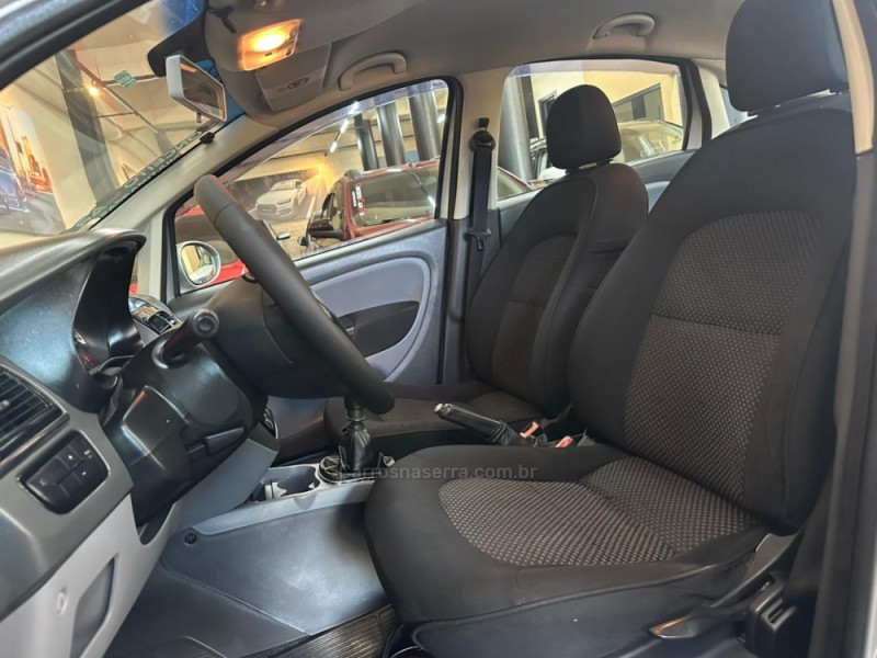 LINEA 1.8 LX 16V FLEX 4P MANUAL - 2011 - NOVO HAMBURGO