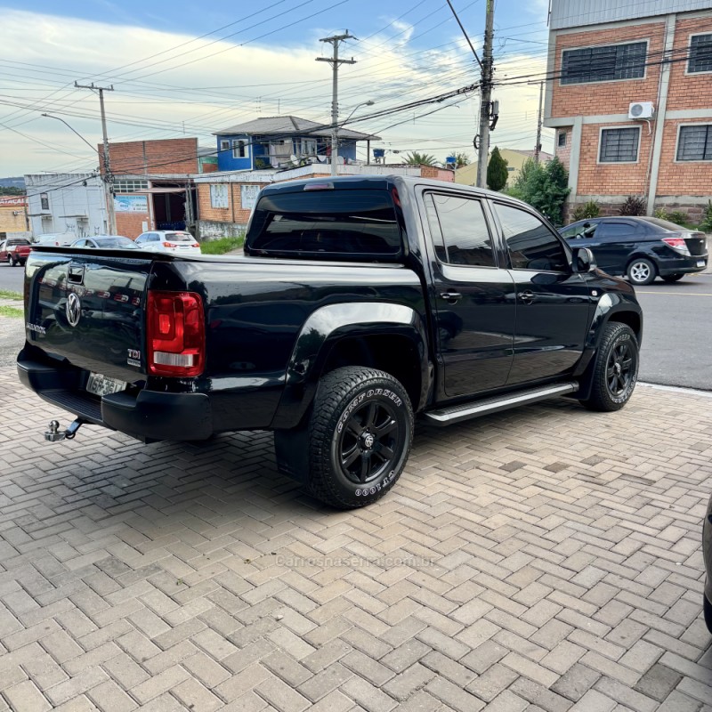 AMAROK 2.0 4X4 CD 16V TURBO INTERCOOLER DIESEL 4P MANUAL - 2011 - NOVO HAMBURGO