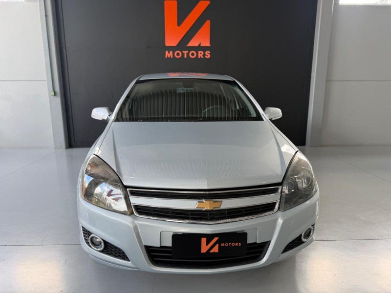 VECTRA 2.0 MPFI GT HATCH 8V FLEX 4P MANUAL - 2011 - CARLOS BARBOSA