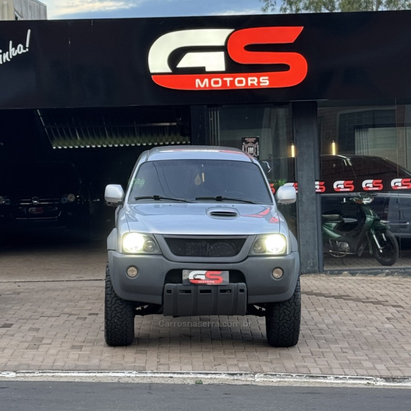L200 OUTDOOR 2.5 HPE 4X4 CD 8V TURBO INTERCOOLER DIESEL 4P MANUAL - 2011 - NOVO HAMBURGO