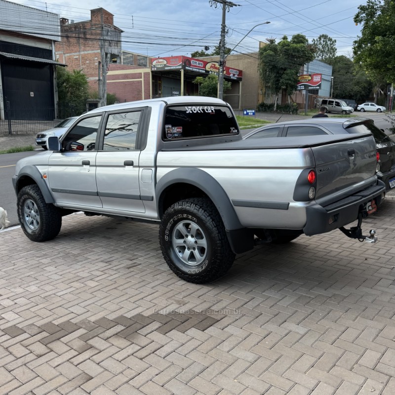 L200 OUTDOOR 2.5 HPE 4X4 CD 8V TURBO INTERCOOLER DIESEL 4P MANUAL - 2011 - NOVO HAMBURGO