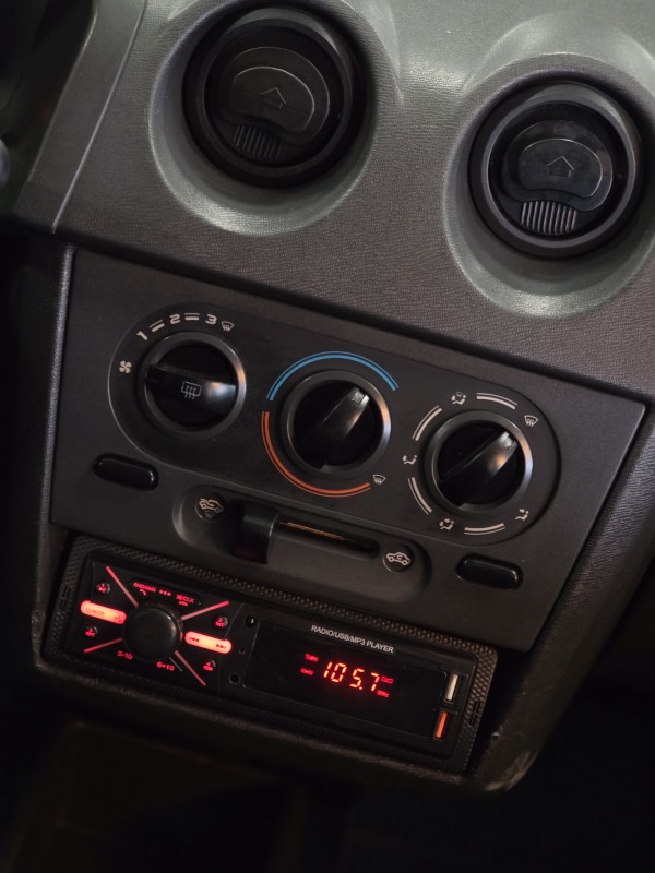 CELTA 1.4 MPFI SPIRIT 8V FLEX 4P MANUAL - 2007 - CAXIAS DO SUL