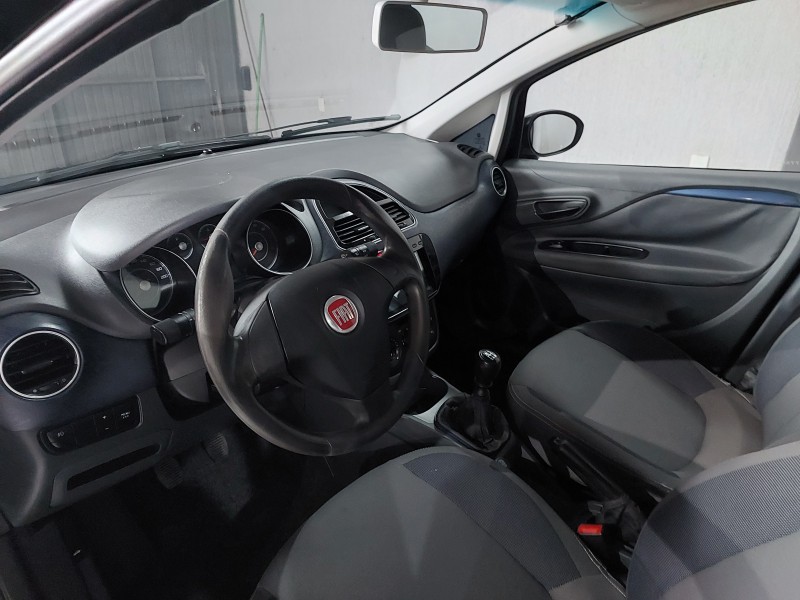 PUNTO 1.4 ATTRACTIVE 8V FLEX 4P MANUAL - 2014 - SãO SEBASTIãO DO CAí