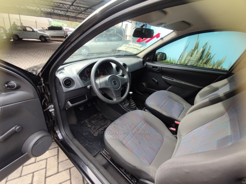 CELTA 1.0 MPFI LIFE 8V FLEX 2P MANUAL - 2010 - CANELA
