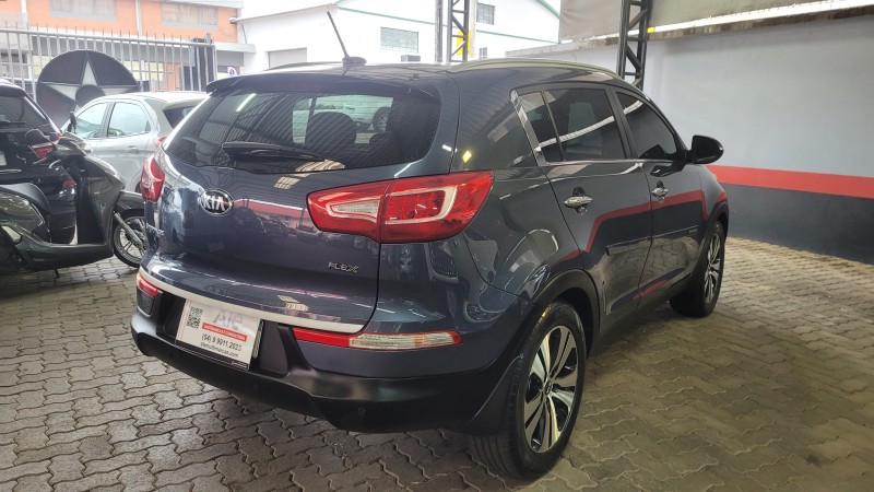 SPORTAGE 2.0 EX2 4X2 16V FLEX 4P AUTOMÁTICO - 2013 - GARIBALDI