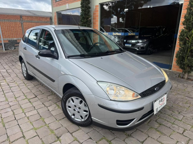 FOCUS 1.6 8V GASOLINA 4P MANUAL - 2006 - SãO MARCOS