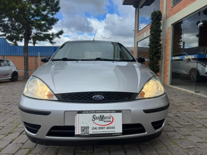 FOCUS 1.6 8V GASOLINA 4P MANUAL - 2006 - SãO MARCOS