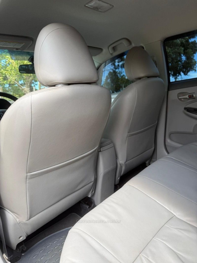 COROLLA 1.8 XEI 16V FLEX 4P AUTOMÁTICO - 2010 - IBIRAIARAS