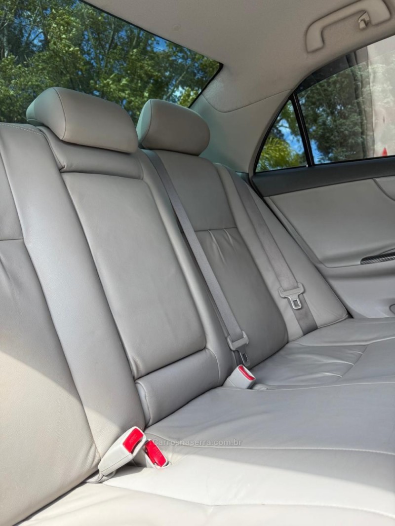 COROLLA 1.8 XEI 16V FLEX 4P AUTOMÁTICO - 2010 - IBIRAIARAS