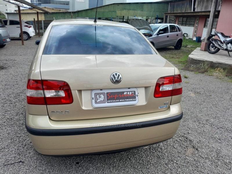 POLO 1.6 MI 8V GASOLINA 4P MANUAL - 2005 - VERANóPOLIS