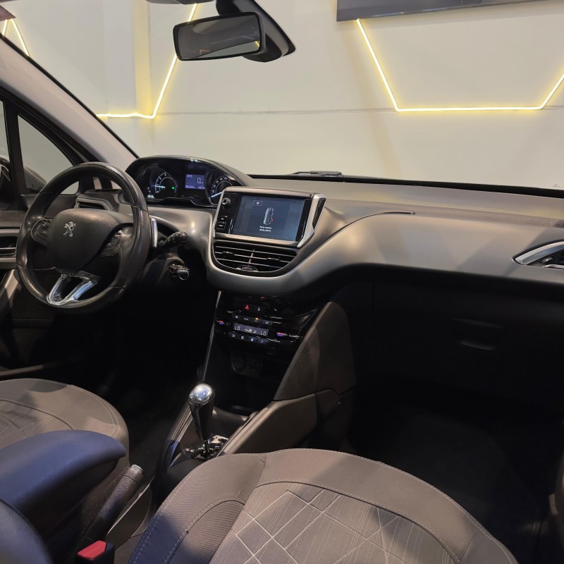 208 1.6 GRIFFE 16V FLEX 4P AUTOMÁTICO - 2016 - CAXIAS DO SUL