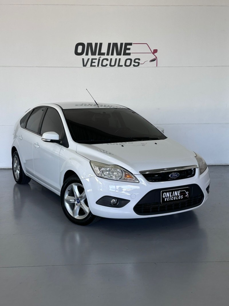 FOCUS 1.6 GL 8V FLEX 4P MANUAL - 2013 - FARROUPILHA