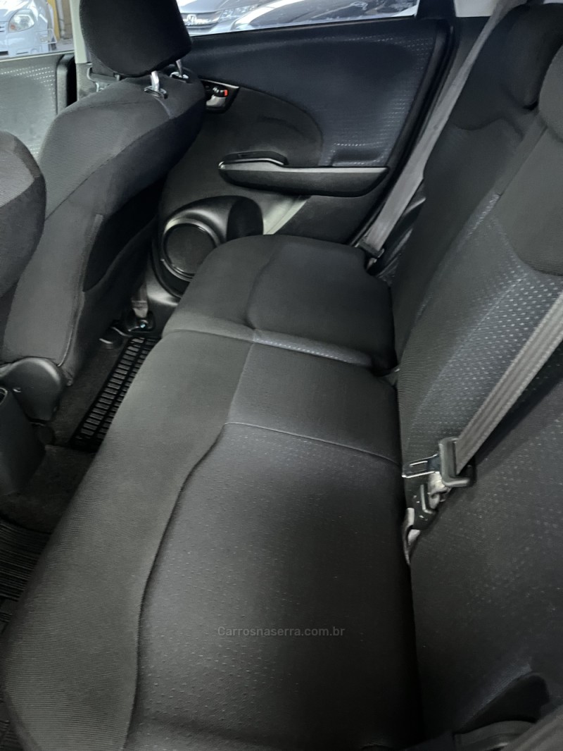 FIT 1.4 LX 8V FLEX 4P MANUAL - 2011 - CAXIAS DO SUL