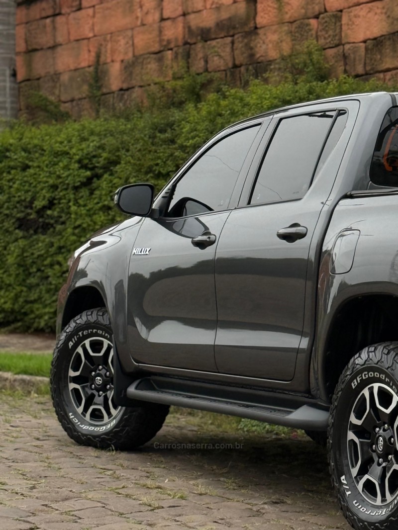 HILUX 2.8 SR 4X4 CD 16V DIESEL 4P AUTOMÁTICO - 2024 - VENâNCIO AIRES