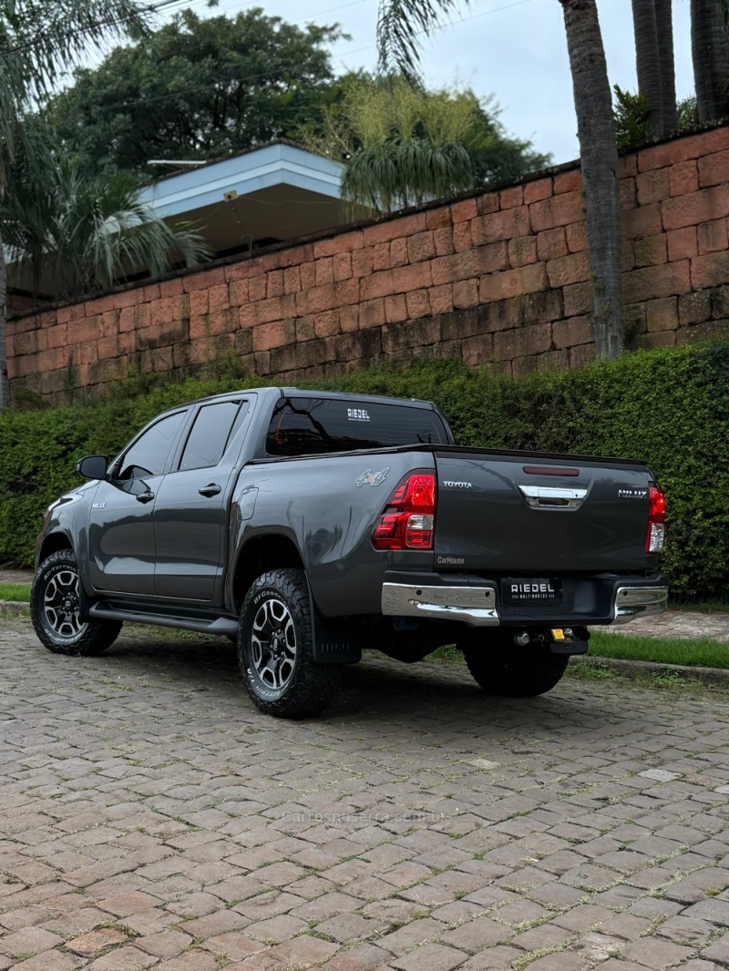 HILUX 2.8 SR 4X4 CD 16V DIESEL 4P AUTOMÁTICO - 2024 - VENâNCIO AIRES