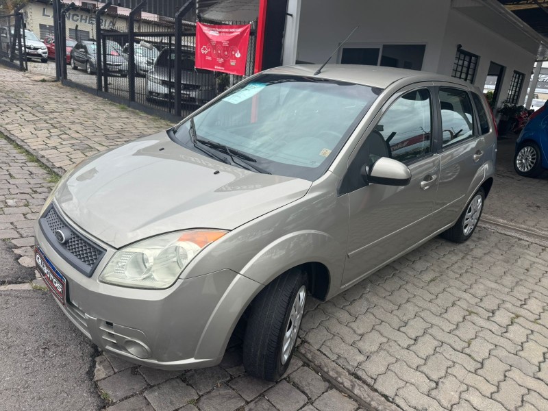 FIESTA 1.0 MPI CLASS 8V FLEX 4P MANUAL - 2010 - CAXIAS DO SUL