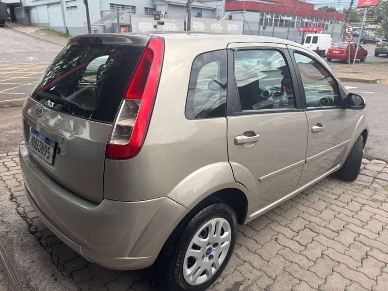 FIESTA 1.0 MPI CLASS 8V FLEX 4P MANUAL - 2010 - CAXIAS DO SUL