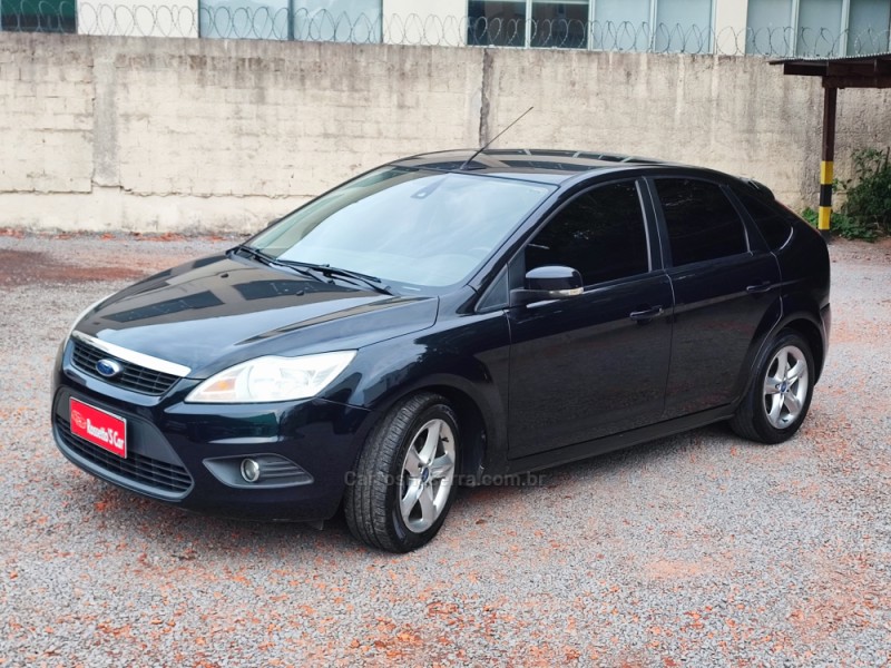 FOCUS 2.0 GLX 16V FLEX 4P AUTOMÁTICO - 2013 - FARROUPILHA