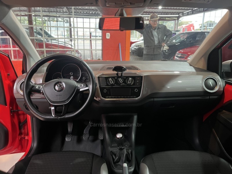 UP 1.0 TSI CROSS 12V FLEX 4P MANUAL - 2019 - CAXIAS DO SUL