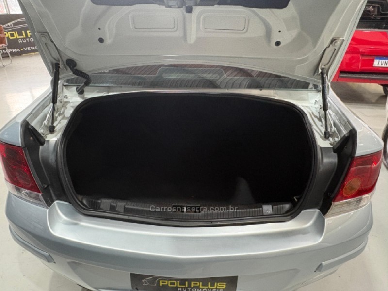 VECTRA 2.0 MPFI ELEGANCE 8V FLEX 4P MANUAL - 2010 - CAXIAS DO SUL