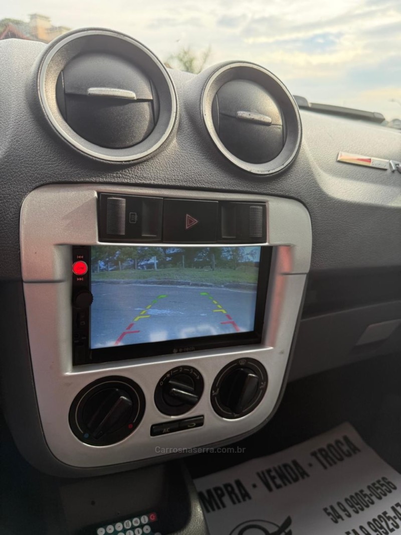 GOL 1.6 MI RALLYE 8V FLEX 4P MANUAL G.IV - 2009 - IBIRAIARAS