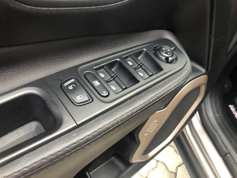 RENEGADE 2.0 16V TURBO DIESEL SPORT 4P 4X4 AUTOMÁTICO - 2017 - VALE REAL