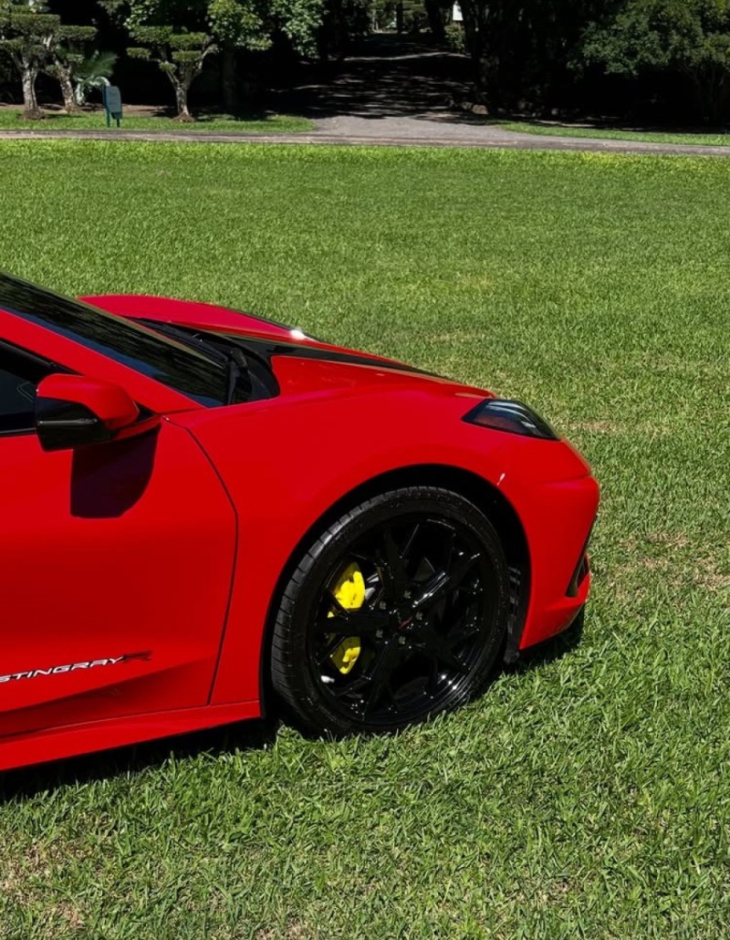 CORVETTE 5.7 STINGRAY CONVERSÍVEL V8 GASOLINA 2P AUTOMÁTICO - 2024 - MONTENEGRO