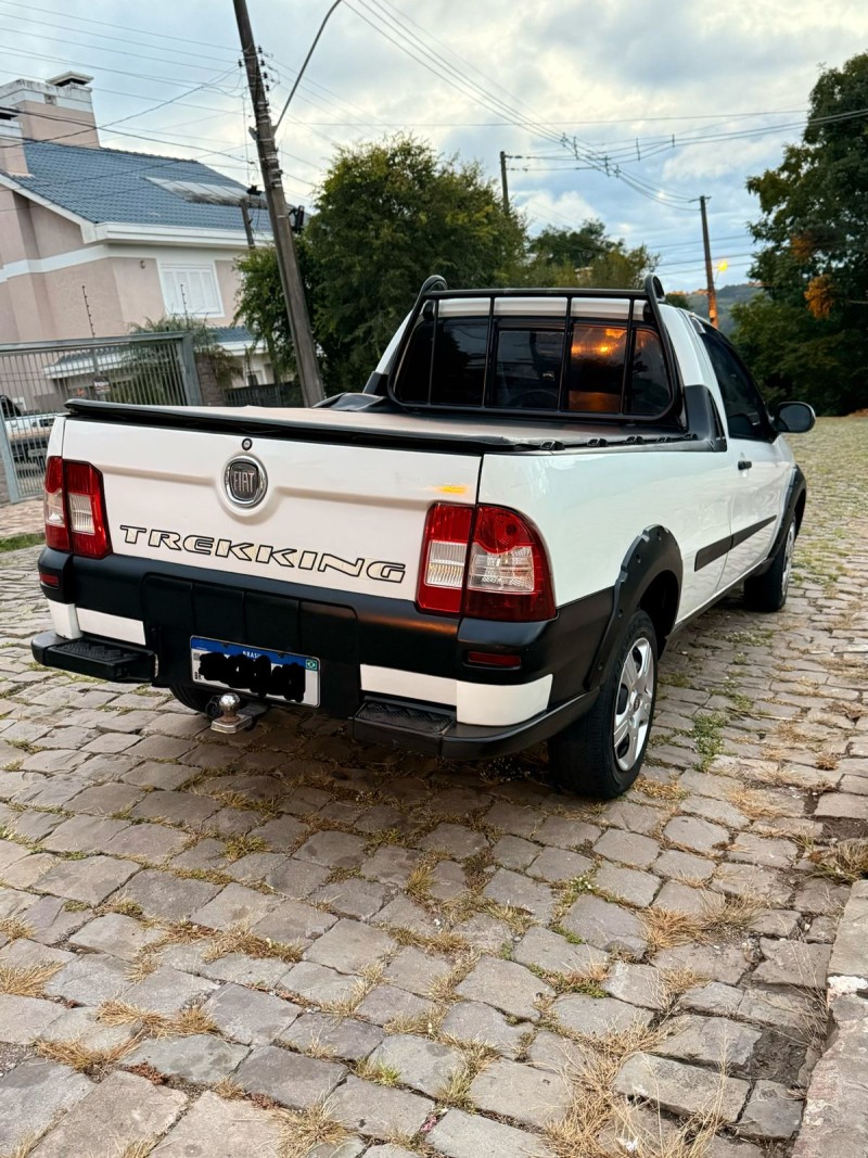 STRADA 1.6 MPI TREKKING CS 16V FLEX 2P MANUAL - 2013 - FARROUPILHA