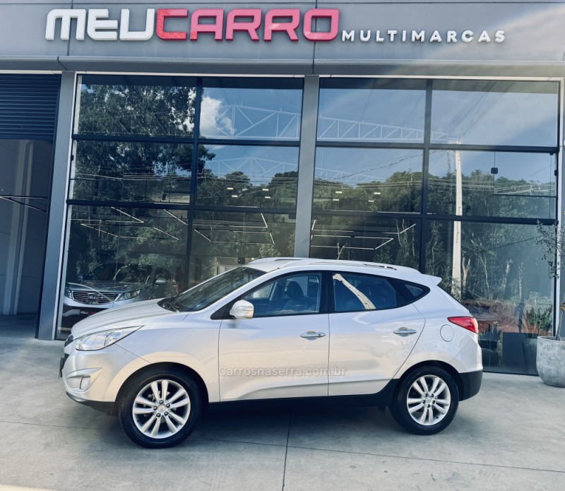 ix35 2.0 gl 4x2 16v flex 4p automatico 2011 lajeado