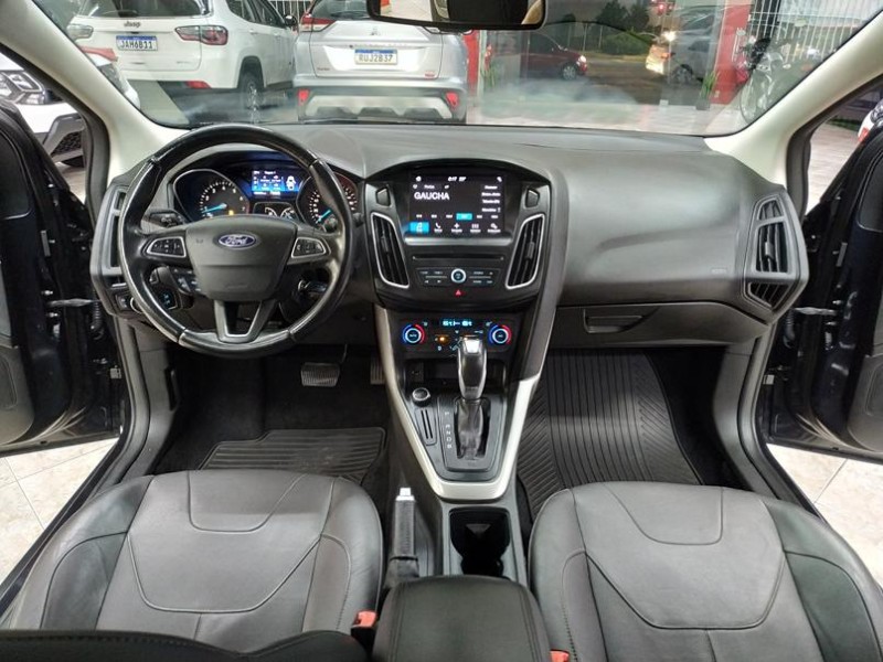 FOCUS 2.0 SE PLUS 16V FLEX 4P AUTOMÁTICO - 2018 - CAXIAS DO SUL