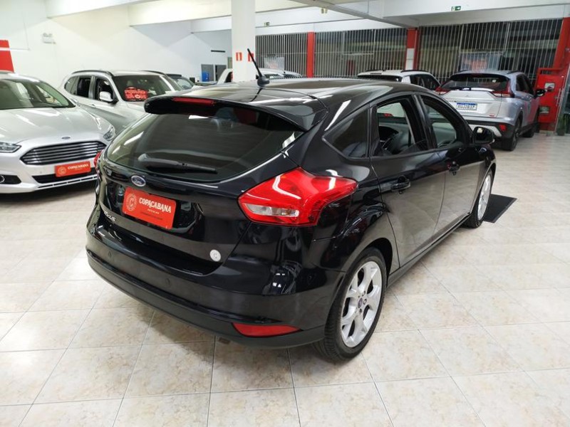 FOCUS 2.0 SE PLUS 16V FLEX 4P AUTOMÁTICO - 2018 - CAXIAS DO SUL