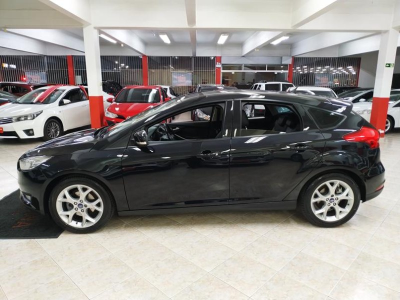 FOCUS 2.0 SE PLUS 16V FLEX 4P AUTOMÁTICO - 2018 - CAXIAS DO SUL