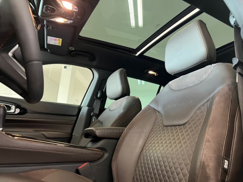 COMMANDER 1.3 OVERLAND T270 16V 4X2 TURBO FLEX 4P AUTOMÁTICO - 2023 - TAQUARA