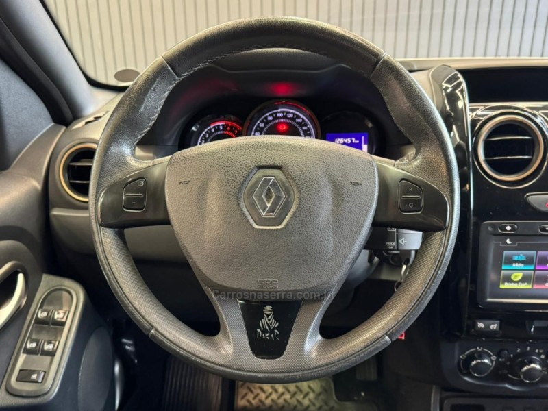 DUSTER 1.6 DAKAR 4X2 16V FLEX 4P MANUAL - 2016 - DOIS IRMãOS