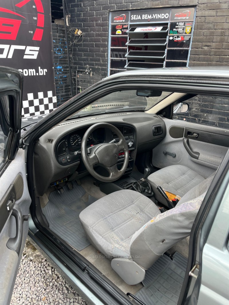 LOGUS 1.8 CL 8V GASOLINA 2P MANUAL - 1995 - CAXIAS DO SUL