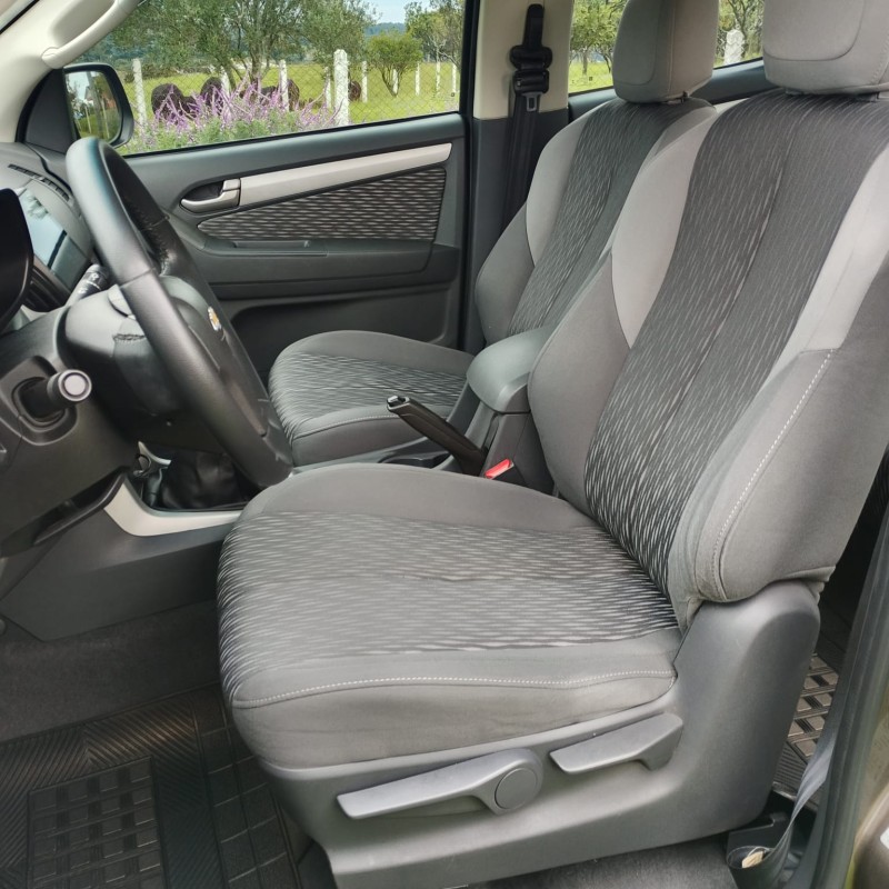 S10 2.4 LT 4X2 CD 8V FLEX 4P MANUAL - 2013 - FARROUPILHA