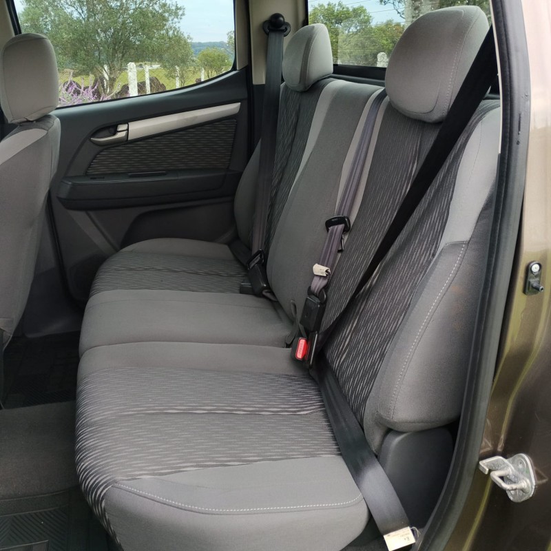 S10 2.4 LT 4X2 CD 8V FLEX 4P MANUAL - 2013 - FARROUPILHA