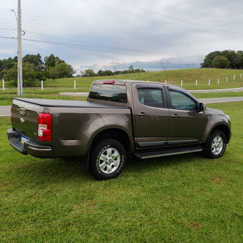 S10 2.4 LT 4X2 CD 8V FLEX 4P MANUAL - 2013 - FARROUPILHA