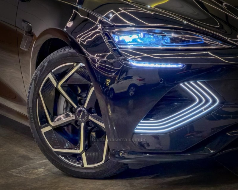 SEAL AWD ELÉTRICO 4P AUTOMÁTICO - 2025 - GARIBALDI