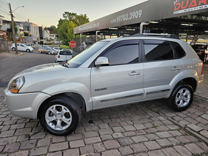 TUCSON 2.0 MPFI GLS 16V 143CV 2WD FLEX 4P AUTOMÁTICO - 2014 - CAXIAS DO SUL