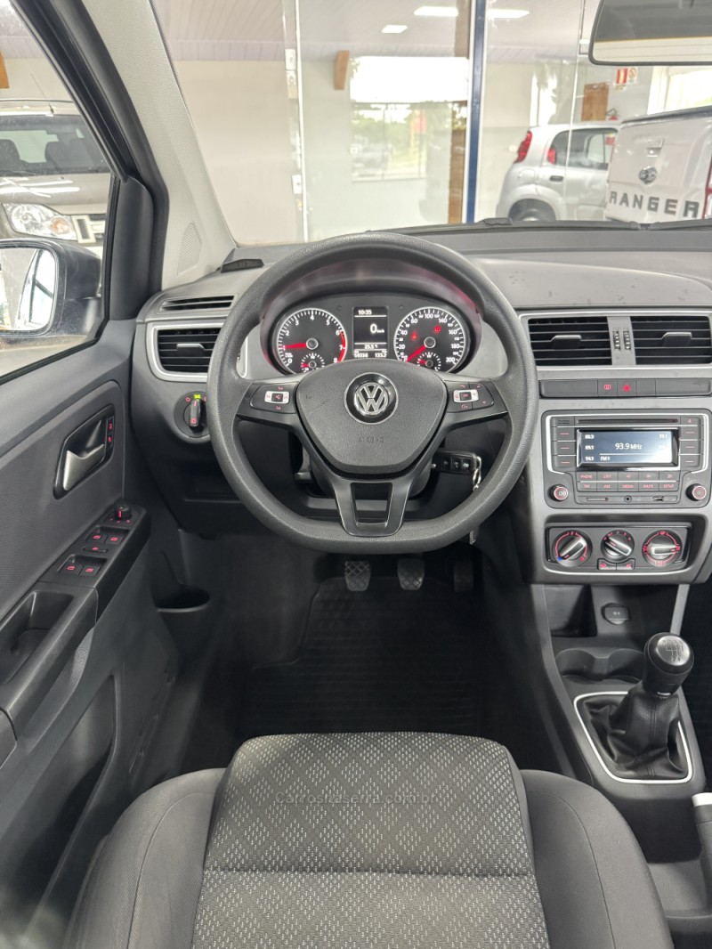 FOX 1.0 MPI TRENDLINE 12V FLEX 4P MANUAL - 2017 - VILA FLORES