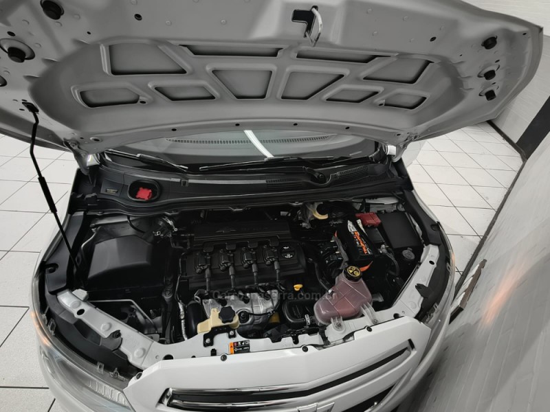 ONIX 1.4 MPFI LT 8V FLEX 4P MANUAL - 2013 - CAXIAS DO SUL