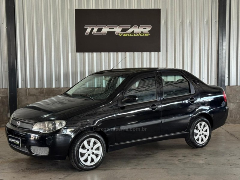 SIENA 1.0 MPI FIRE CELEBRATION 8V FLEX 4P MANUAL