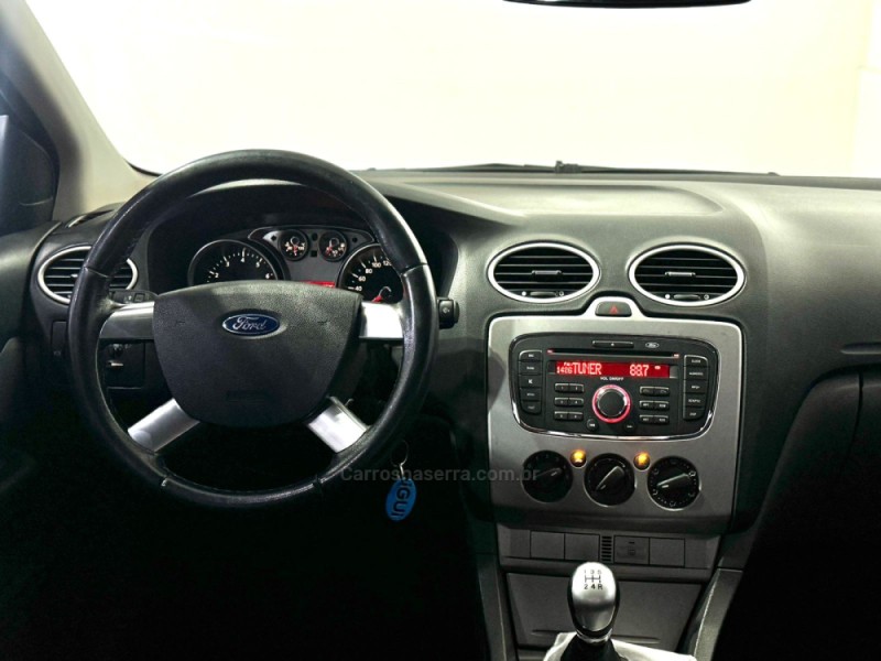 FOCUS 1.6 GL SEDAN 16V FLEX 4P MANUAL - 2012 - ESTâNCIA VELHA