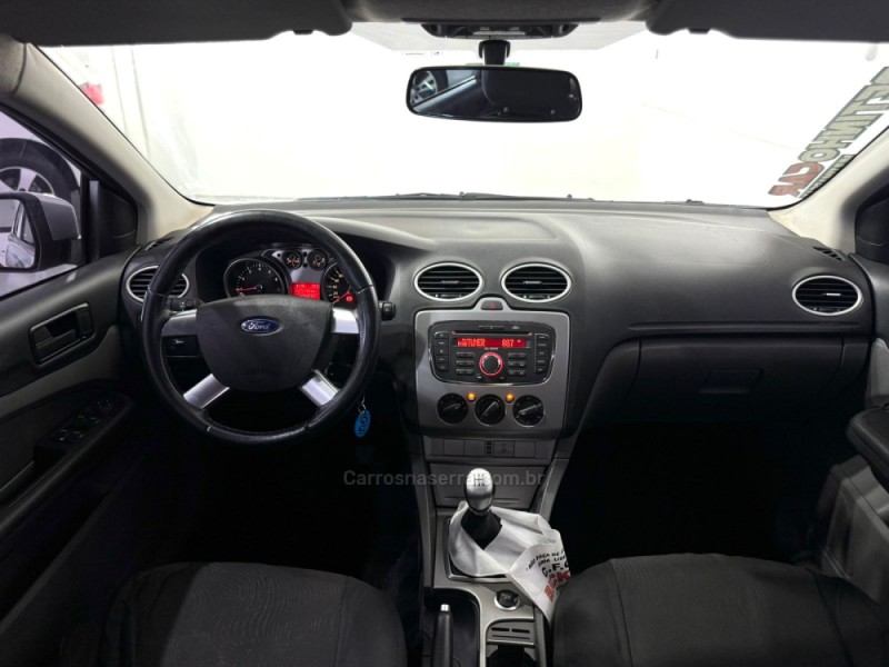 FOCUS 1.6 GL SEDAN 16V FLEX 4P MANUAL - 2012 - ESTâNCIA VELHA